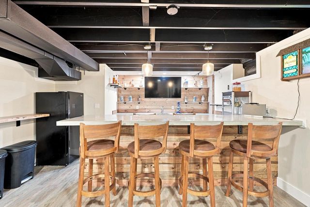19800 W Briar Ridge DRIVE, Brookfield, WI 53045