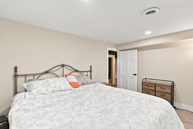 19800 W Briar Ridge DRIVE, Brookfield, WI 53045
