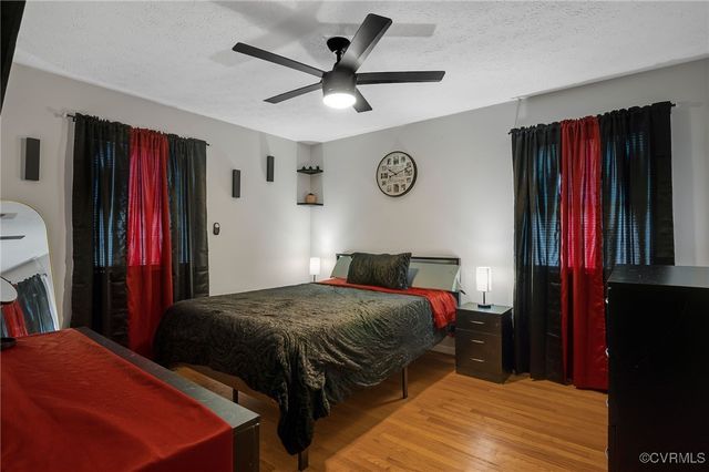 14210 Cherry St, Chester, VA 23831