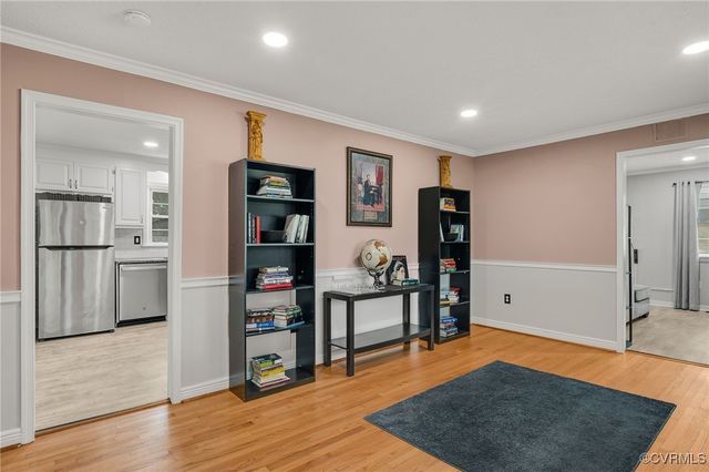 14210 Cherry St, Chester, VA 23831