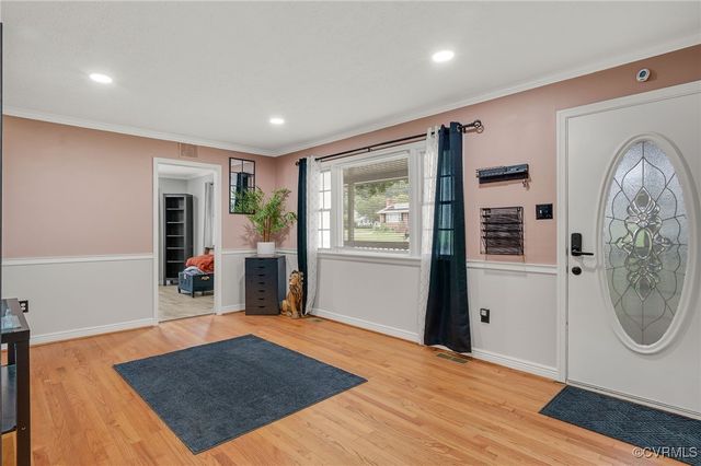 14210 Cherry St, Chester, VA 23831