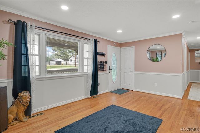 14210 Cherry St, Chester, VA 23831