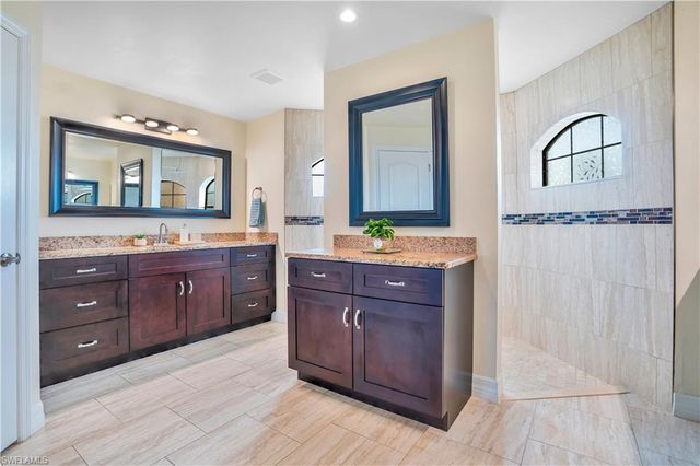 1627 SW 14th ST, Cape Coral, FL 33991