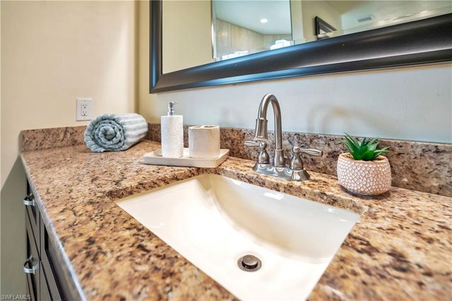 1627 SW 14th ST, Cape Coral, FL 33991