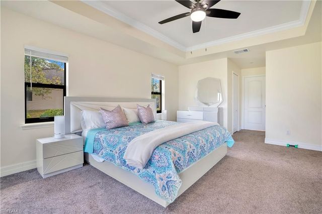 1627 SW 14th ST, Cape Coral, FL 33991