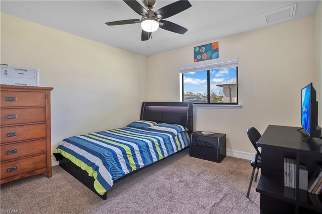 1627 SW 14th ST, Cape Coral, FL 33991