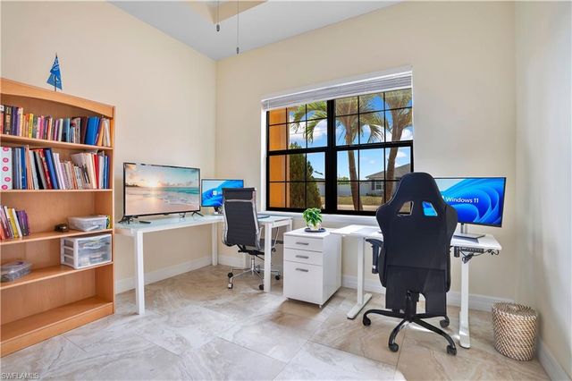 1627 SW 14th ST, Cape Coral, FL 33991