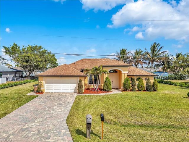 1627 SW 14th ST, Cape Coral, FL 33991