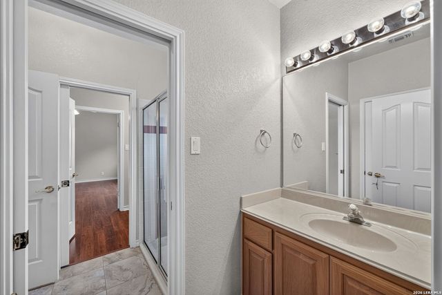 7261 KEENELAND DR, Boerne, TX 78015
