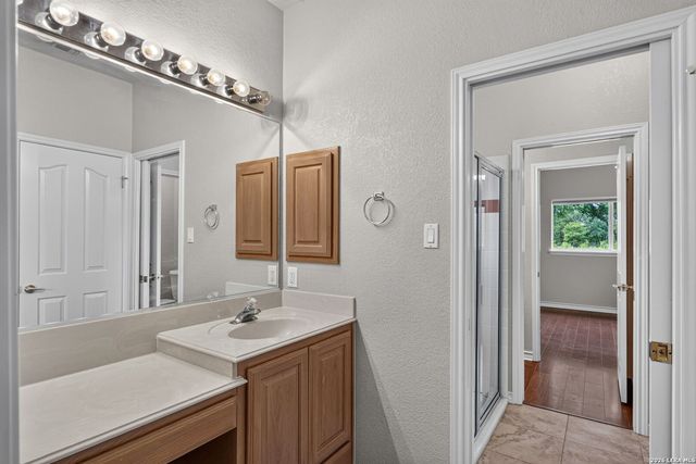 7261 KEENELAND DR, Boerne, TX 78015