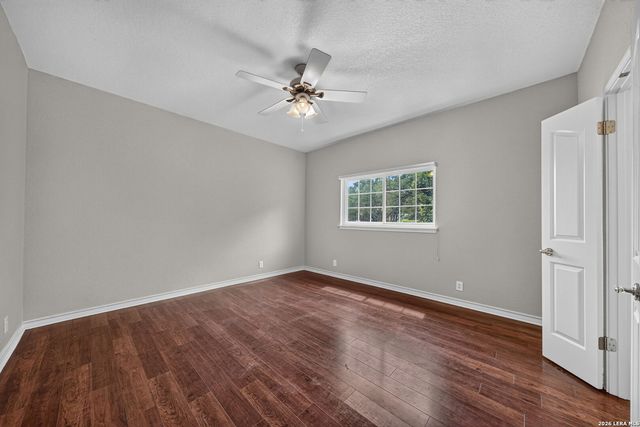 7261 KEENELAND DR, Boerne, TX 78015