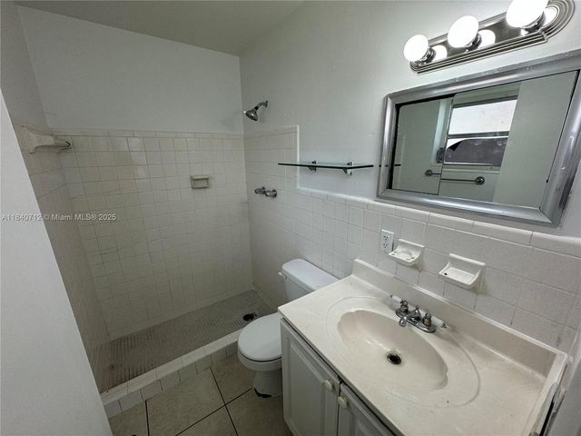 334 E 2nd St 334, Hialeah, FL 33010