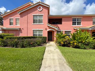 132 SW Peacock Boulevard 17-206, Port St Lucie, FL 34986