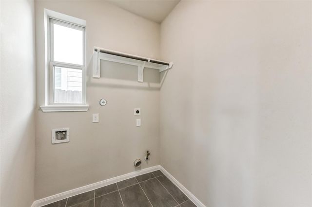 4214 Red Cedar Ring Lane, Pinehurst, TX 77362