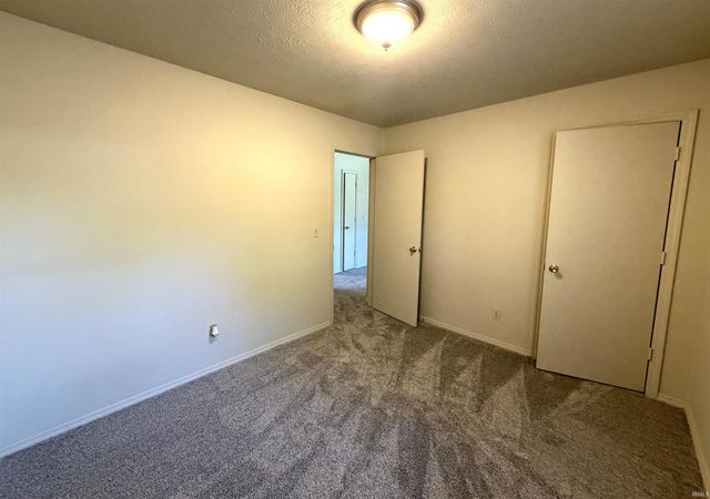905 W Cardinal Court, Bloomington, IN 47403