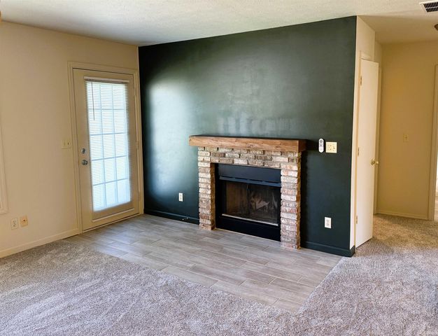 905 W Cardinal Court, Bloomington, IN 47403