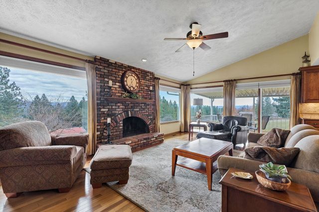 23626 N Perry Rd, Colbert, WA 99005