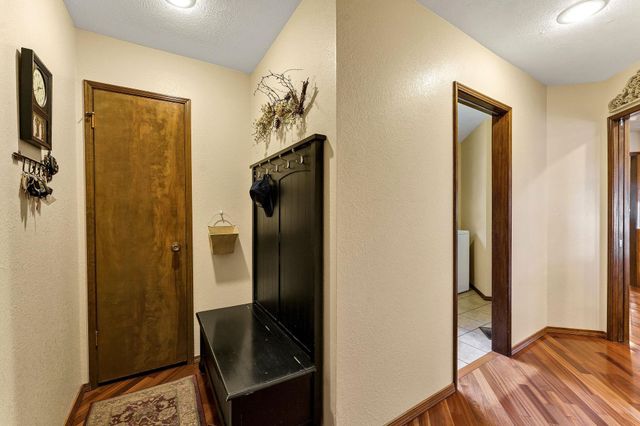 23626 N Perry Rd, Colbert, WA 99005