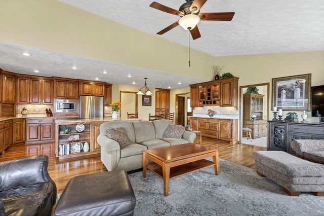 23626 N Perry Rd, Colbert, WA 99005