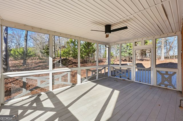 3370 Arbor Walk Drive, Gainesville, GA 30506