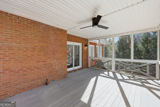 3370 Arbor Walk Drive, Gainesville, GA 30506