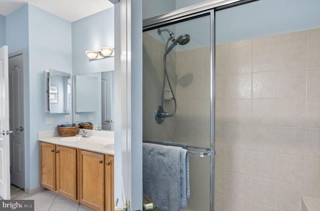 2852 DONEGAL DR, Macungie, PA 18062