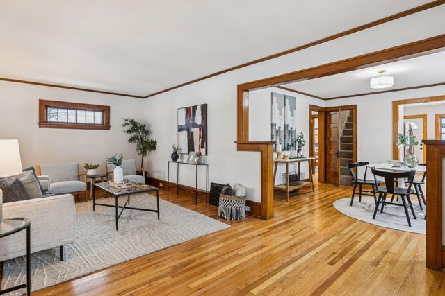 1458 Juliet Avenue, Saint Paul, MN 55105