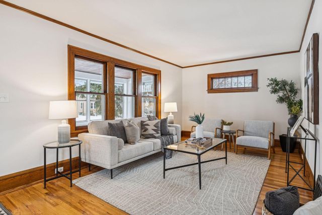 1458 Juliet Avenue, Saint Paul, MN 55105