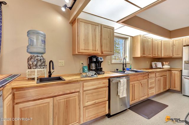 3860 N Engstrom Road, Wasilla, AK 99654
