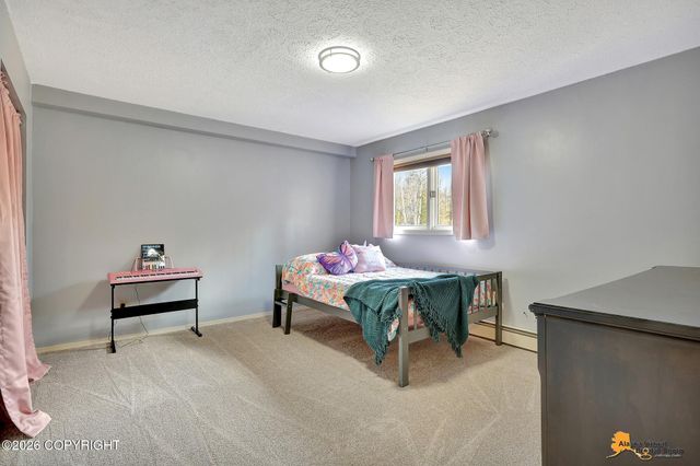 3860 N Engstrom Road, Wasilla, AK 99654
