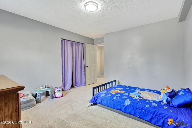 3860 N Engstrom Road, Wasilla, AK 99654