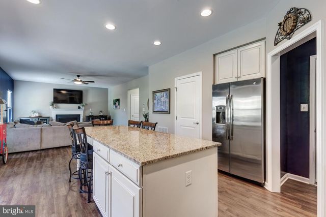 36 ROCKDALE DR, Seven Valleys, PA 17360