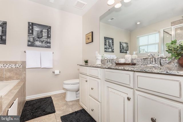 36 ROCKDALE DR, Seven Valleys, PA 17360