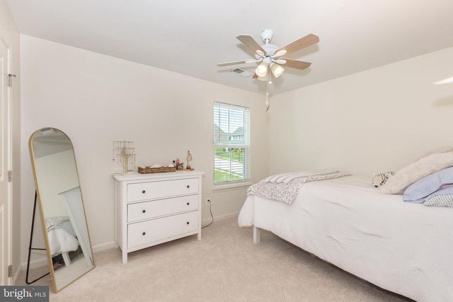 36 ROCKDALE DR, Seven Valleys, PA 17360
