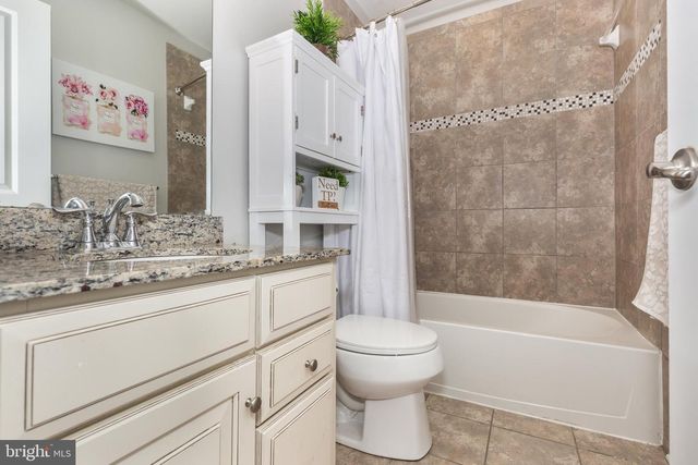 36 ROCKDALE DR, Seven Valleys, PA 17360