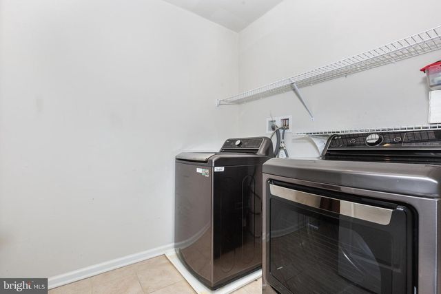 36 ROCKDALE DR, Seven Valleys, PA 17360