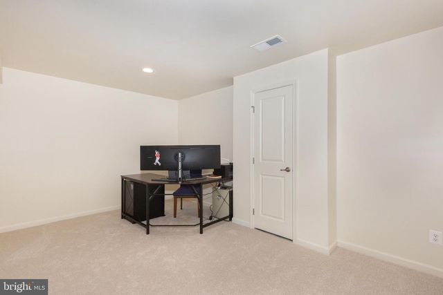 36 ROCKDALE DR, Seven Valleys, PA 17360