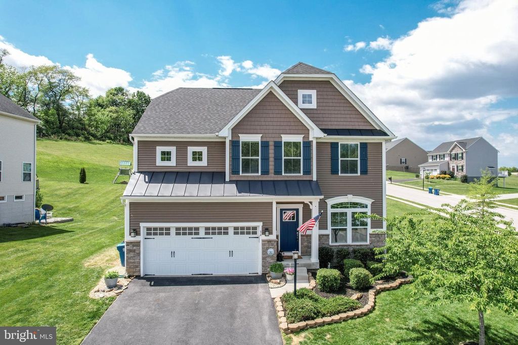 36 ROCKDALE DR, Seven Valleys, PA 17360