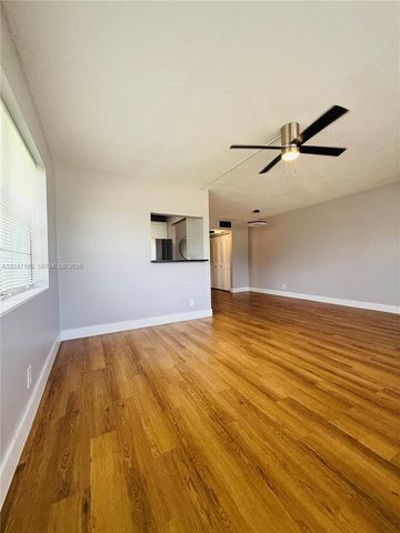 21 Windsor B b, West Palm Beach, FL 33417