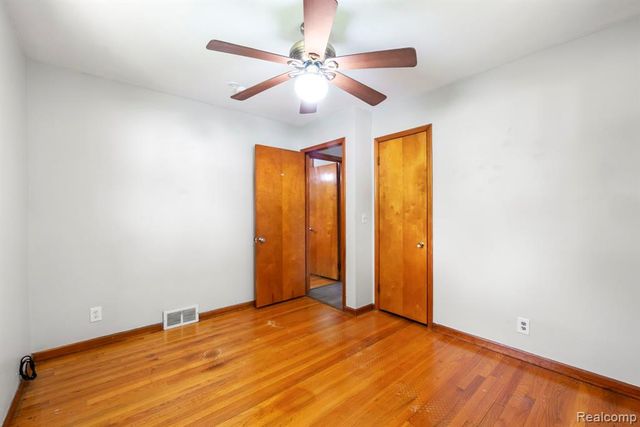 19050 Dartmouth Street, Dearborn, MI 48124