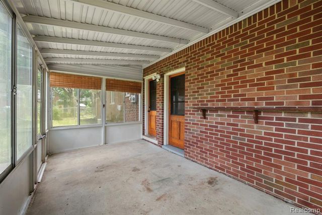 19050 Dartmouth Street, Dearborn, MI 48124