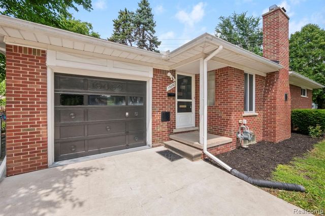 19050 Dartmouth Street, Dearborn, MI 48124