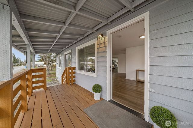 17403 Spanaway Lane E, Spanaway, WA 98387