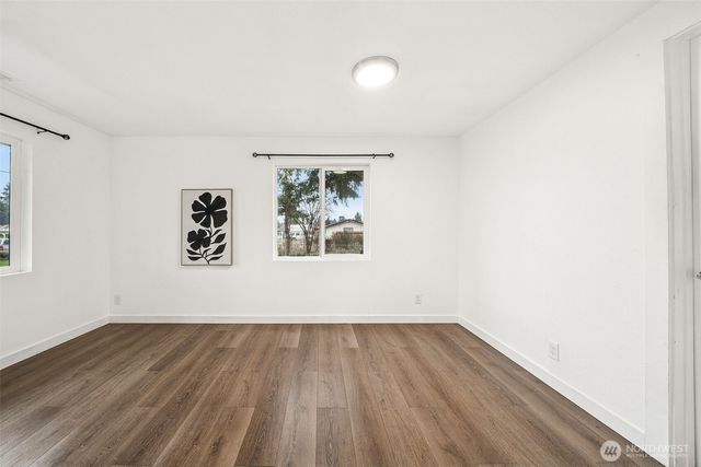 17403 Spanaway Lane E, Spanaway, WA 98387