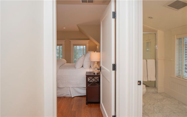 58 Ridge Road, Newport, RI 02840