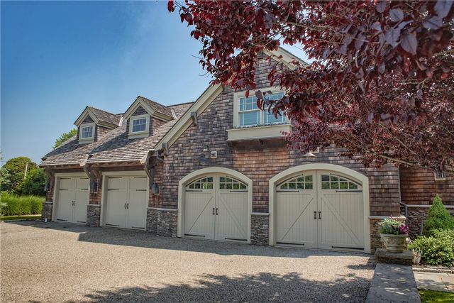 58 Ridge Road, Newport, RI 02840