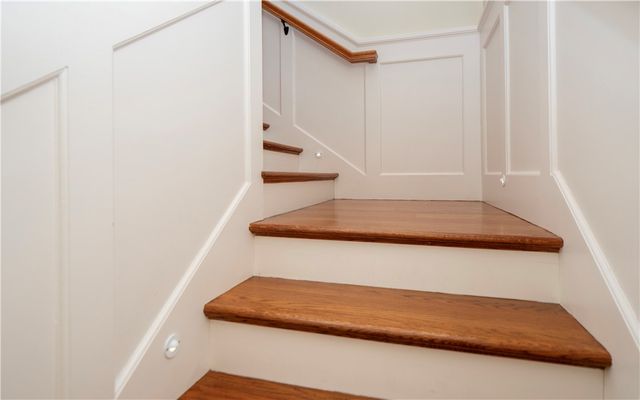 58 Ridge Road, Newport, RI 02840