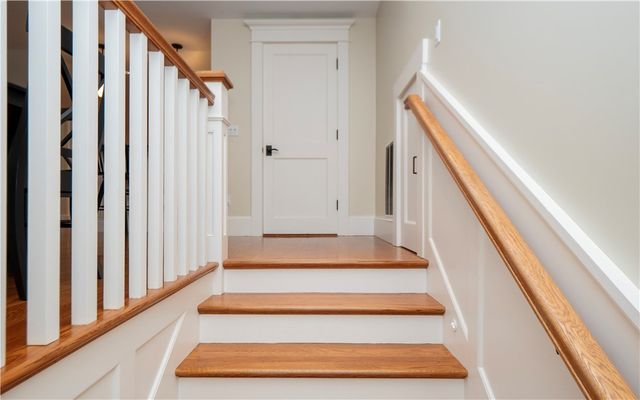 58 Ridge Road, Newport, RI 02840