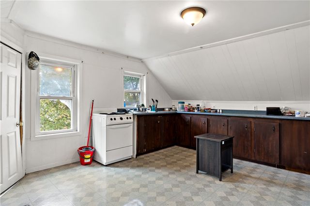 102 Francis Avenue, Pawtucket, RI 02860