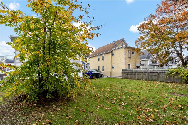 102 Francis Avenue, Pawtucket, RI 02860